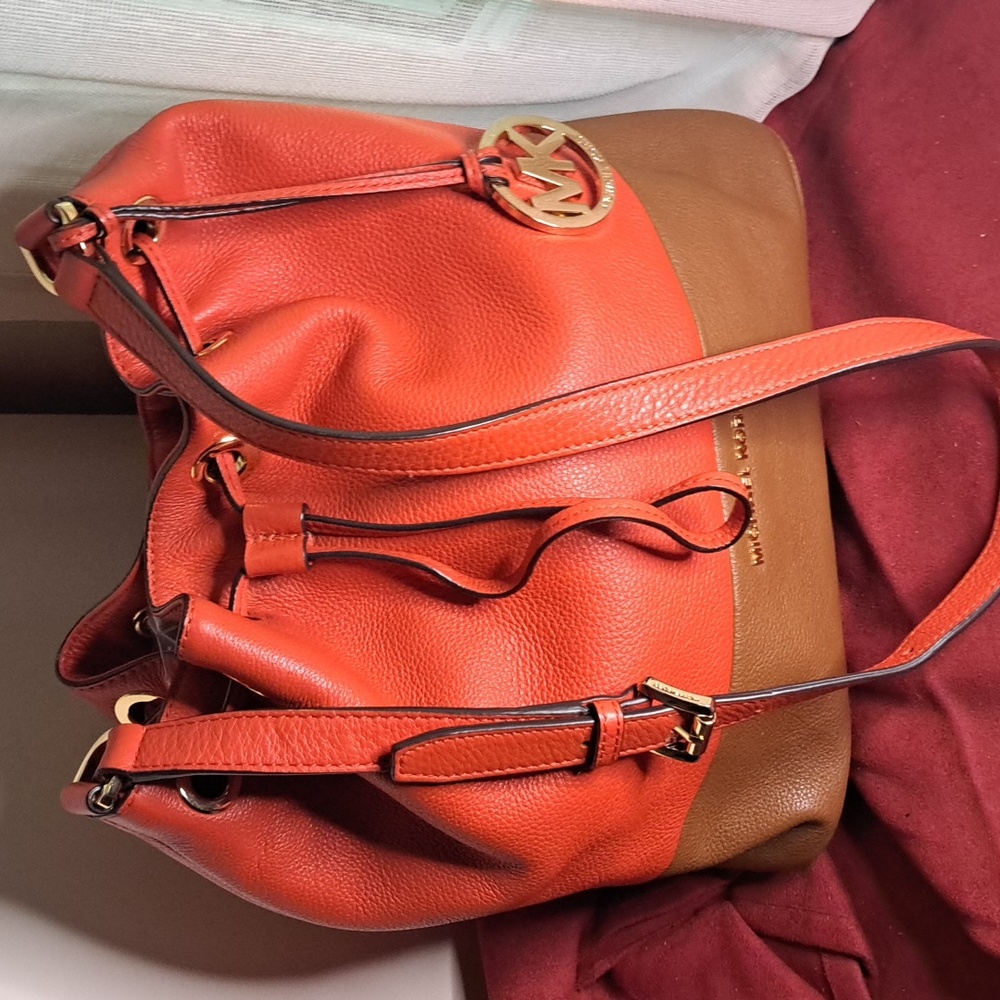 SOLD 🎁 NEW Michael Kors Orange & Brown Soft Pebble Leather Shoulder Bag - Picture 3 of 13